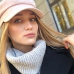 Profile Picture of ✨Angelina✨ (@artellina) on Instagram