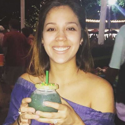 Profile Picture of Lori Zamora (@LCelizabeth) on Twitter