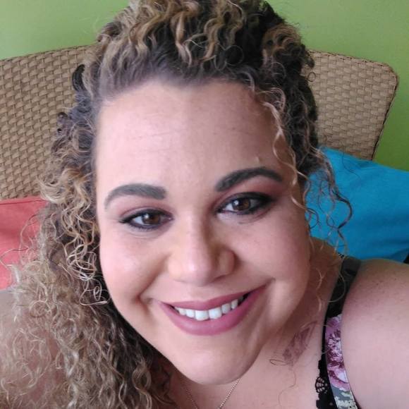 Profile Picture of Christine Enriquez (@christine875) on Poshmark