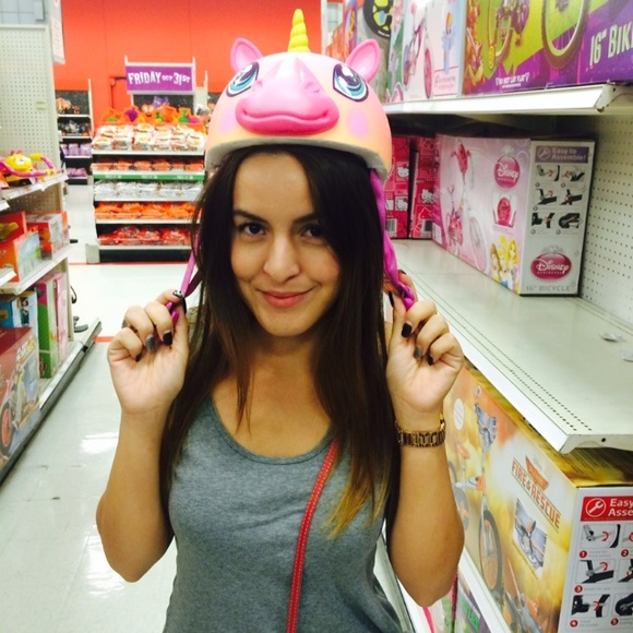 Profile Picture of Josephine Portillo (@josie_port) on Poshmark