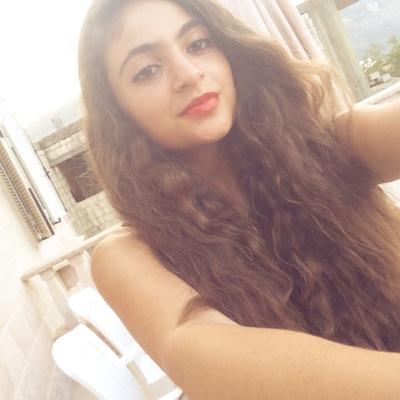 Elena - Twitter Profile Picture of Elena (@ElenaAbiAad) on Twitter