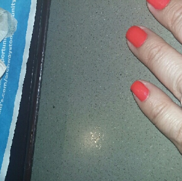 Profile Picture of Ares Pivaral (@hesaja) on Poshmark