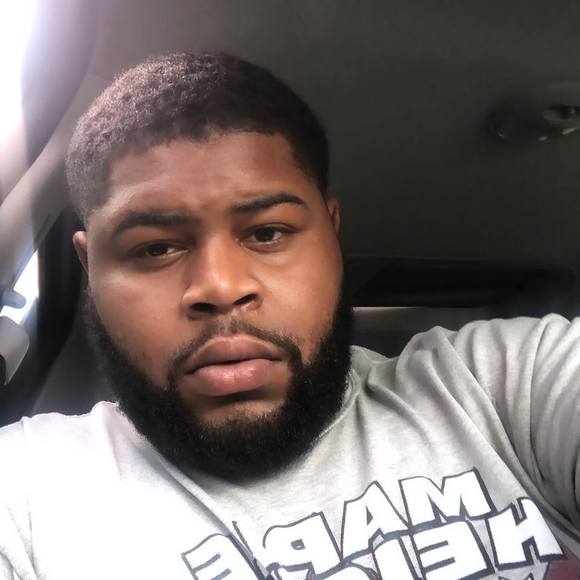 Profile Picture of Brian Holland (@bholland141) on Poshmark