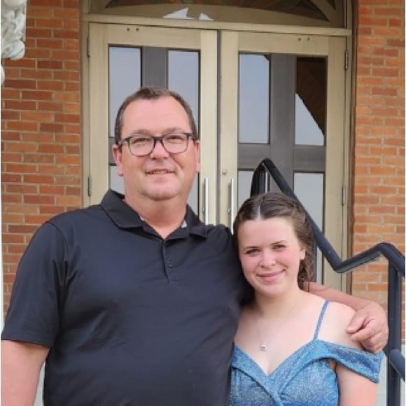 Profile Picture of Sara Nantais (@sarabelland09) on Poshmark