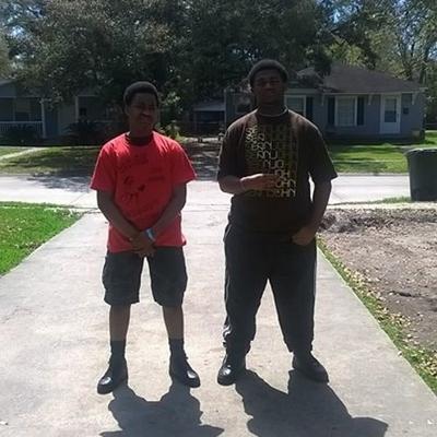 Profile Picture of Mike Arvie (@arvieboyz_15) on Twitter