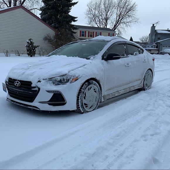 Profile Picture of Nicholas Costanzo (@costanzbro) on Poshmark