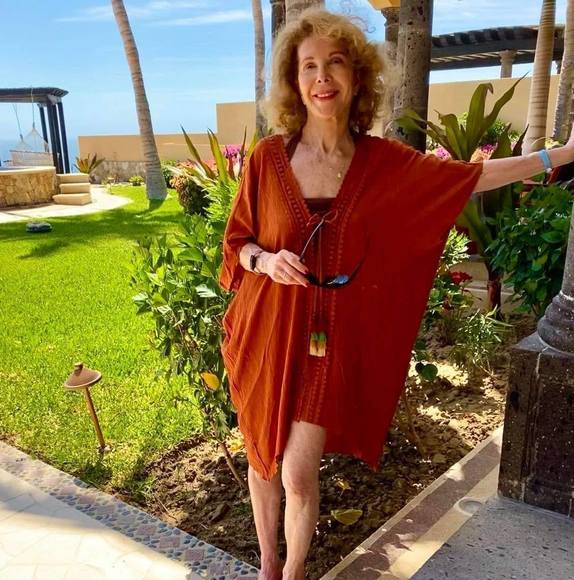 Profile Picture of Roberta Zuffante (@robertazuffante) on Poshmark