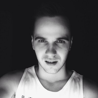 Profile Picture of Robert Kulcsár Kilyé (@robertwholaughs) on Twitter