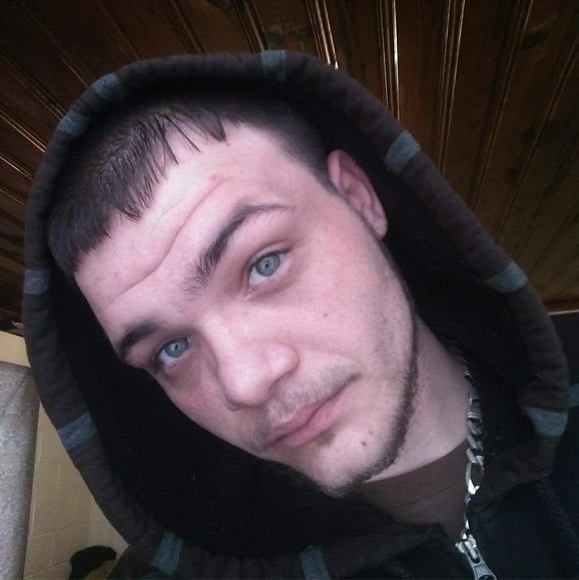 Profile Picture of Blake Pardon (@blakepardon) on Poshmark