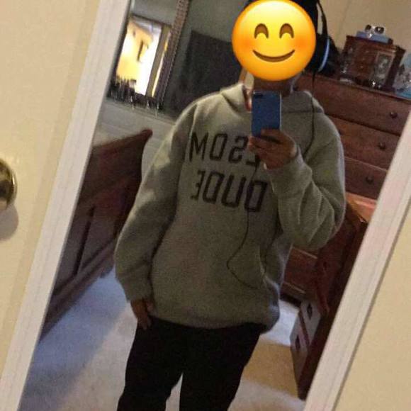 Benjamin Velasco - Poshmark Profile Picture of Benjamin Velasco (@benjaminvela650) on Poshmark