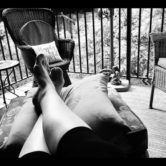 Profile Picture of Mary Bechthold (@marykramar) on Poshmark