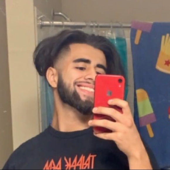 Profile Picture of Gustavo Cantu (@rpj713) on Poshmark