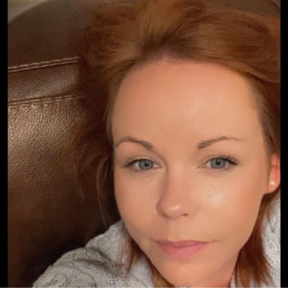 Amber Mckeeman - Poshmark Profile Picture of Amber Mckeeman (@ambermckeeman) on Poshmark