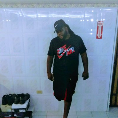 Profile Picture of Neal Hooker (@HookerNeal) on Twitter