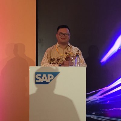 Profile Picture of Michael P Utomo (@mpu_keren) on Twitter