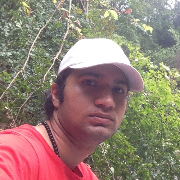 Profile Picture of Masoud Ahmadzadeh (@masoud_a) on Poshmark