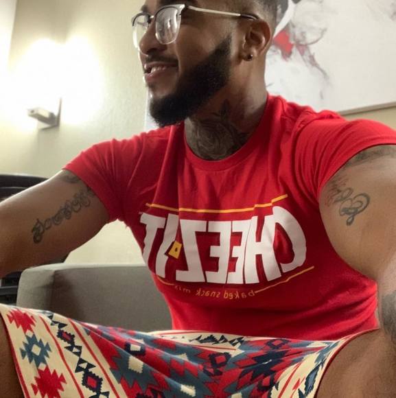 Profile Picture of Jesse Walker (@jessewalker763) on Poshmark