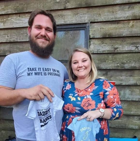 Profile Picture of Angelica Karll (@anggelicak) on Poshmark