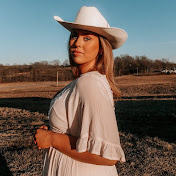 Profile Picture of Haley Grimm (@haleygrimm) on Youtube