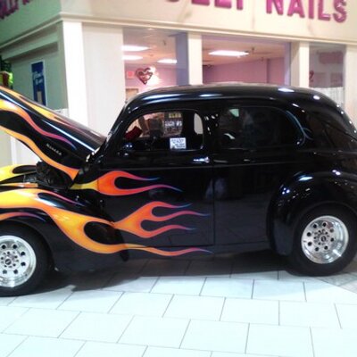 Profile Picture of Robert (@RobertSurrette) on Twitter