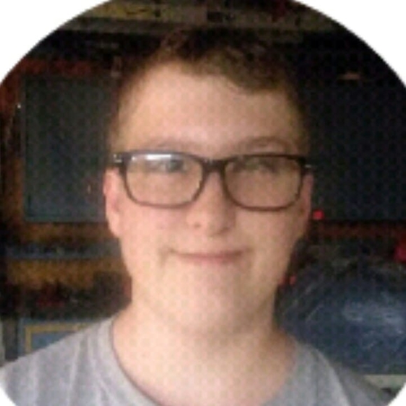 Profile Picture of Domonic Osterhaus (@yarada) on Poshmark