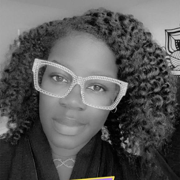 Profile Picture of Naté Smartt (@trackstarchica) on Poshmark