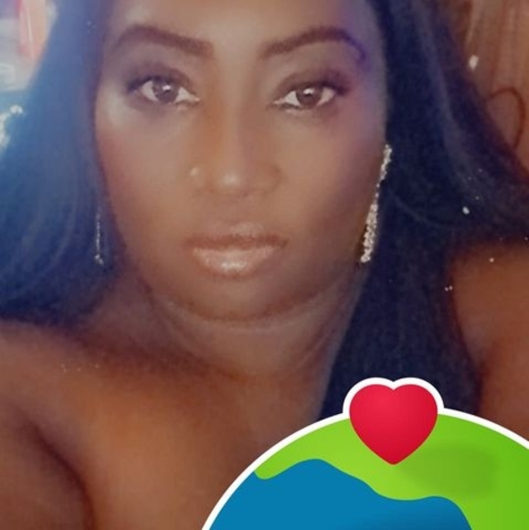 Profile Picture of Carline Macajoux (@carlinemacajoux) on Poshmark