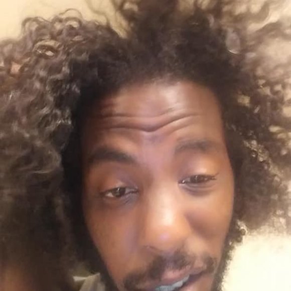 Profile Picture of Andre Green (@andretycoon) on Poshmark