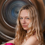 Profile Picture of Lucy Porter Astrology (@LucyPorterAstrology) on Youtube