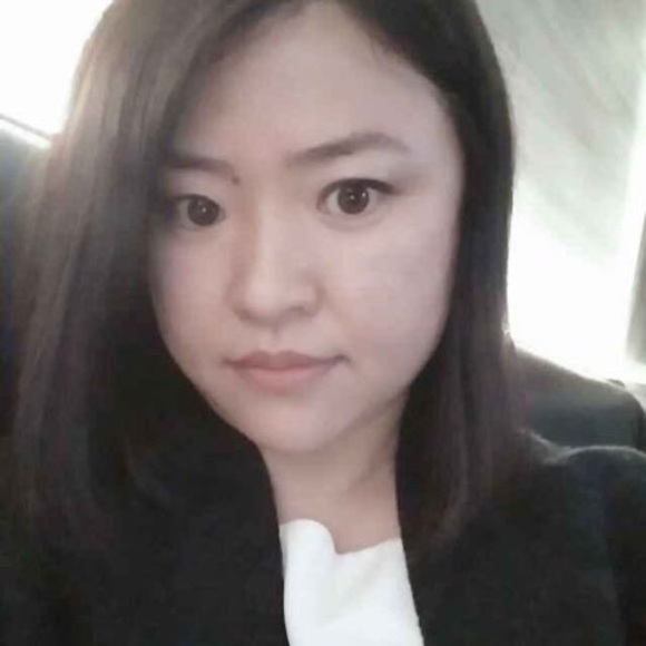 Profile Picture of Lin Chan zhu (@zl8992) on Poshmark