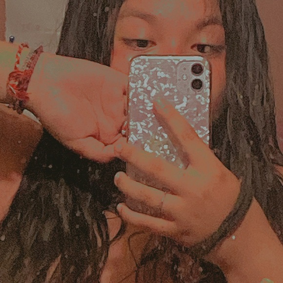 Profile Picture of Kenya Ramirez (@kenyaramirez38) on Poshmark