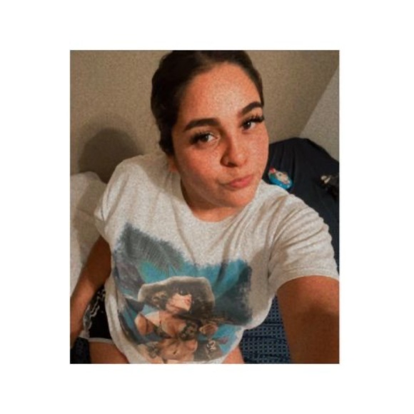 Ivonne Rivera - Poshmark Profile Picture of Ivonne Rivera (@ivonnerivera316) on Poshmark