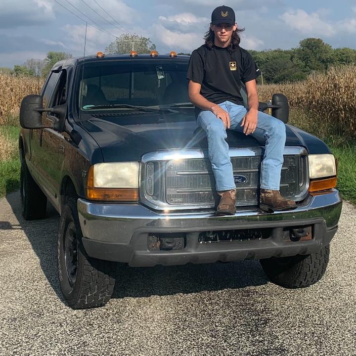 Profile Picture of Kyle Hoover (@kylehoover8) on Tiktok