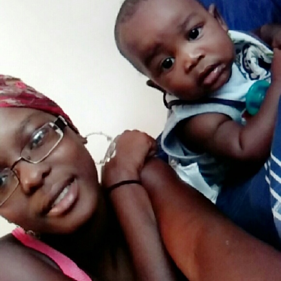 Profile Picture of Aaliyah Lucas (@damari0316) on Poshmark