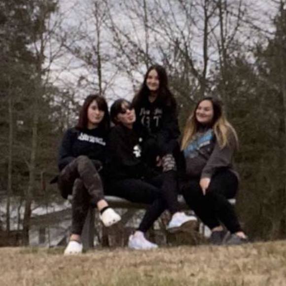 Profile Picture of Samara Lebow (@samaralebow) on Poshmark