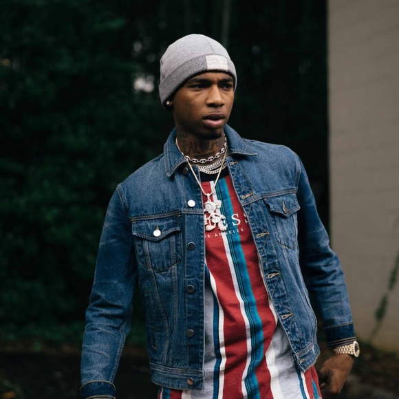 Profile Picture of Tawan Heckstall (@tman839) on Poshmark