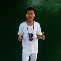 Profile Picture of John Stine K. Ladao (@smillingboy22) on Twitter