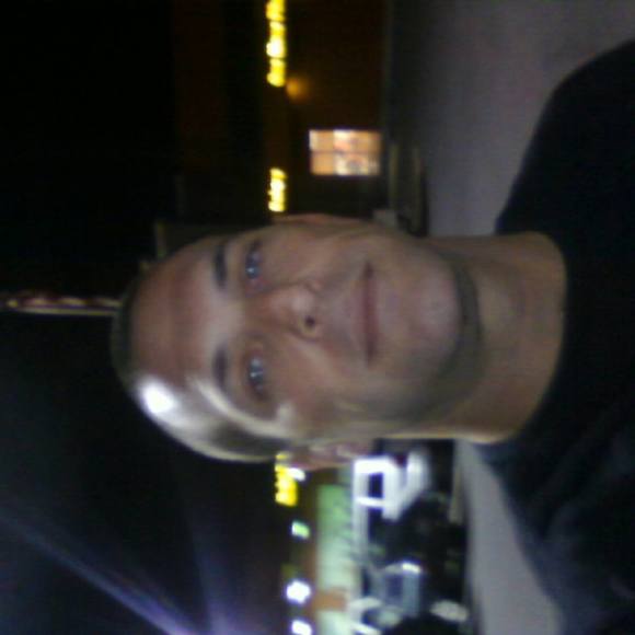 Profile Picture of Greg Weiner (@weinergregory98) on Poshmark