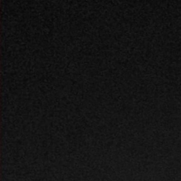 Profile Picture of Anna Vandalen (@annavandalen) on Poshmark