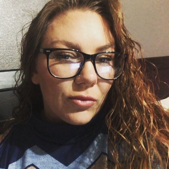 Profile Picture of Candice Carroll (@candicecarro478) on Poshmark