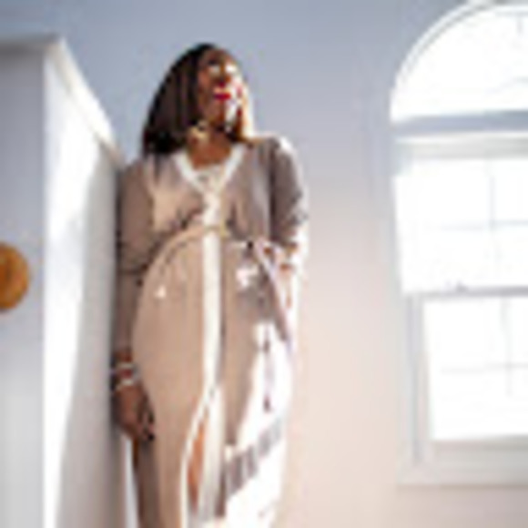 Profile Picture of Sabelle Millimono (@sabellem) on Poshmark