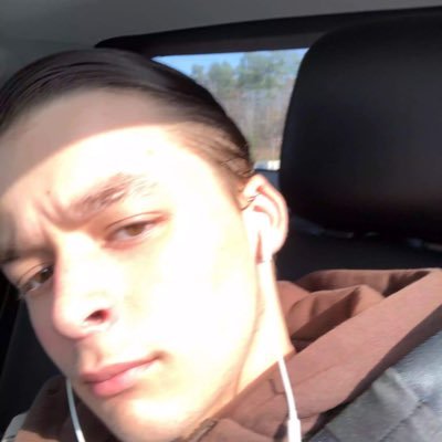 Profile Picture of James Pettis (@JamesPe68763441) on Twitter