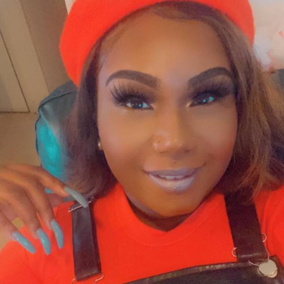 Profile Picture of Bianca Antoine (@antoine50) on Poshmark