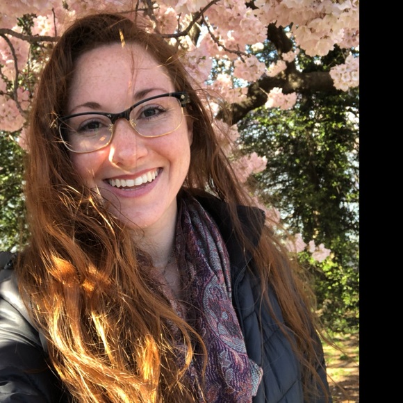 Profile Picture of Jill Dilullo (@jdilullo) on Poshmark