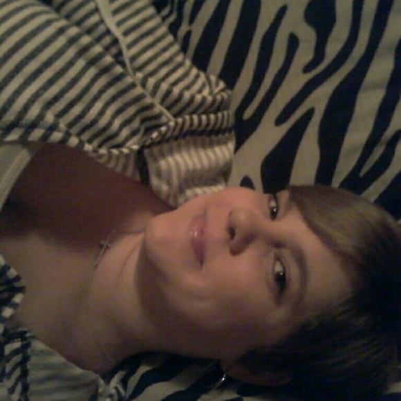 Profile Picture of Trisha Boyer (@tboyer) on Poshmark