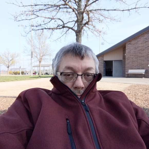 Profile Picture of Ed Donnelly (@edchel1) on Poshmark