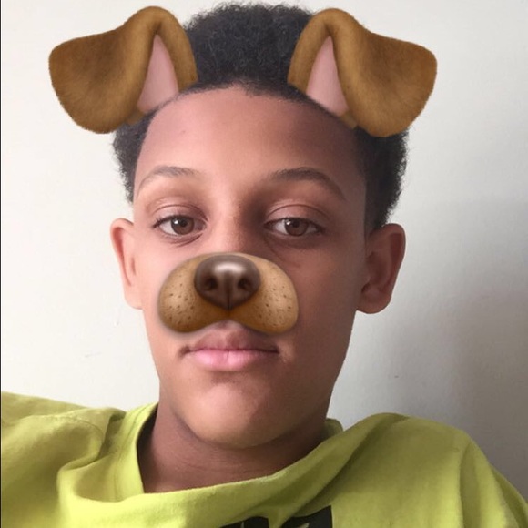 Profile Picture of Harold Jones (@hjalen01) on Poshmark