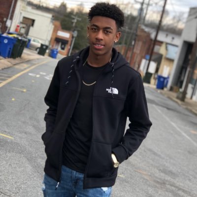 Profile Picture of J A L E N 🤴🏾. (@jay_singleton20) on Twitter