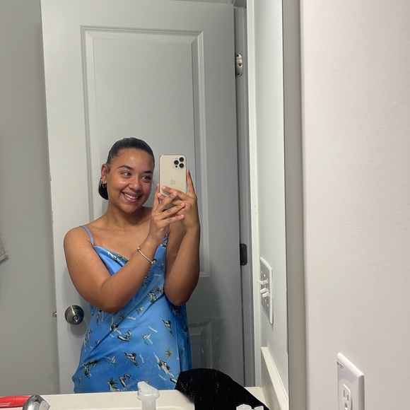 Profile Picture of Catherine Cordero (@catherinecor322) on Poshmark