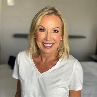 Profile Picture of Susan Hogan (@susanhogantv) on Instagram